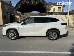 фото Toyota Highlander 2022 года с пробегом за 25500000 тенге в undefined - фото 4