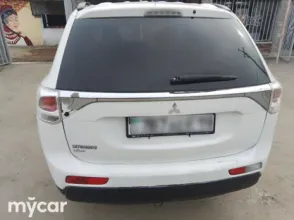 фото Mitsubishi Outlander 2013 года с пробегом за 7300000 тенге в undefined - фото 4