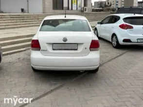 фото Volkswagen Polo 2013 года с пробегом за 4200000 тенге в undefined - фото 3