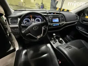 фото Toyota Highlander 2019 года с пробегом за 22599999 тенге в undefined - фото 3