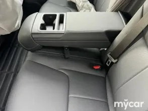 фото Deepal G318 2024 года с пробегом за 15800000 тенге в undefined - фото 4