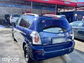 фото Toyota Corolla Verso 2006 года с пробегом за 3950000 тенге в undefined - фото 4