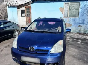 фото Toyota Corolla Verso 2006 года с пробегом за 3950000 тенге в undefined - фото 2