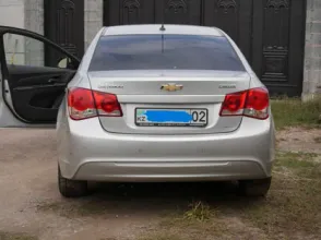 фото Chevrolet Cruze 2015 года с пробегом за 4200000 тенге в undefined - фото 3
