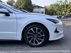фото Hyundai Sonata 2023 года с пробегом за 12200000 тенге в undefined - фото 2