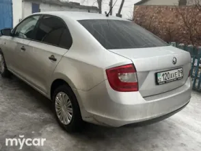 фото Skoda Rapid 2013 года с пробегом за 3400000 тенге в undefined - фото 4