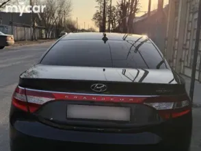 фото Hyundai Grandeur 2014 года с пробегом за 9250000 тенге в undefined - фото 4