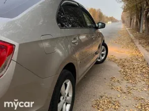 фото Skoda Rapid 2013 года с пробегом за 3500000 тенге в undefined - фото 2