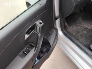 фото Volkswagen Polo 2014 года с пробегом за 4500000 тенге в undefined - фото 3