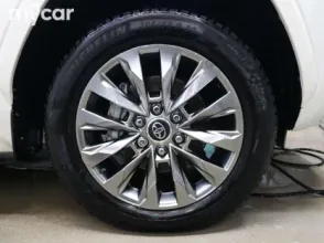 фото Toyota Land Cruiser 2023 года с пробегом за 51000000 тенге в undefined - фото 3