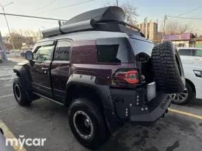 фото Toyota FJ Cruiser 2006 года с пробегом за 13000000 тенге в undefined - фото 3