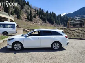 фото Kia Ceed 2023 года с пробегом за 9600000 тенге в undefined - фото 4