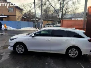 фото Kia Ceed 2023 года с пробегом за 9600000 тенге в undefined - фото 4