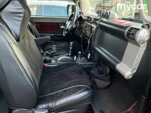 фото Toyota FJ Cruiser 2006 года с пробегом за 13000000 тенге в undefined - фото 2