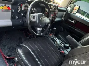 фото Toyota FJ Cruiser 2006 года с пробегом за 13000000 тенге в undefined - фото 2