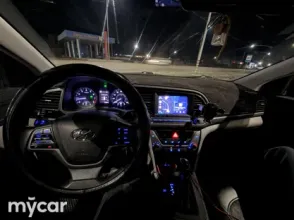 фото Hyundai Elantra 2018 года с пробегом за 7300000 тенге в undefined - фото 4