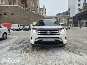фото Toyota Highlander 2017 года с пробегом за 22000000 тенге в undefined - фото 4
