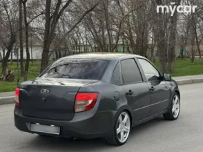 фото LADA Granta 2014 года с пробегом за 2000000 тенге в undefined - фото 2