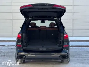 фото BMW X7 2021 года с пробегом за 45100000 тенге в undefined - фото 3