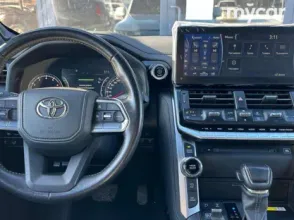 фото Toyota Land Cruiser 2023 года с пробегом за 58800000 тенге в undefined - фото 3
