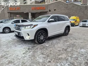 фото Toyota Highlander 2017 года с пробегом за 22000000 тенге в undefined - фото 1