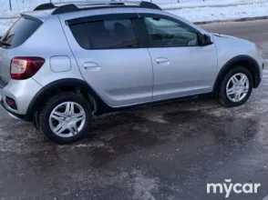 фото Renault Sandero 2016 года с пробегом за 4500000 тенге в undefined - фото 2