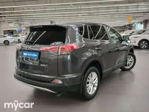 фото Toyota RAV4 2016 года с пробегом за 10000000 тенге в undefined - фото 4