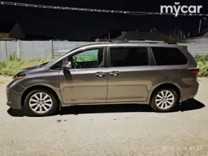 фото Toyota Sienna 2017 года с пробегом за 12000000 тенге в undefined - фото 4