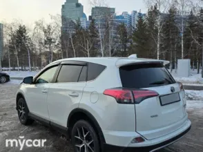 фото Toyota RAV4 2016 года с пробегом за 10800000 тенге в undefined - фото 3