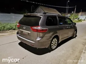 фото Toyota Sienna 2017 года с пробегом за 12000000 тенге в undefined - фото 4