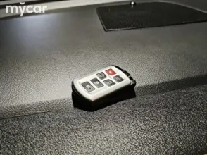 фото Toyota Sienna 2017 года с пробегом за 12000000 тенге в undefined - фото 2