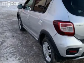 фото Renault Sandero 2016 года с пробегом за 4500000 тенге в undefined - фото 3