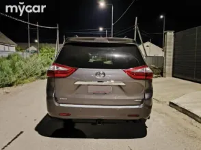 фото Toyota Sienna 2017 года с пробегом за 12000000 тенге в undefined - фото 3