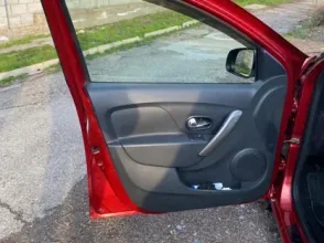 фото Renault Sandero 2020 года с пробегом за 5000000 тенге в undefined - фото 3