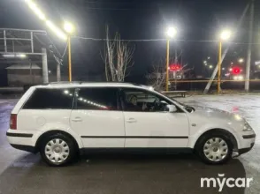 фото Volkswagen Passat 2002 года с пробегом за 3500000 тенге в undefined - фото 2