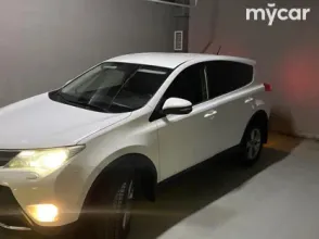 фото Toyota RAV4 2014 года с пробегом за 9700000 тенге в undefined - фото 3