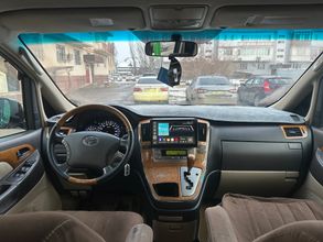 фото Toyota Alphard 2003 года с пробегом за 7000000 тенге в undefined - фото 4