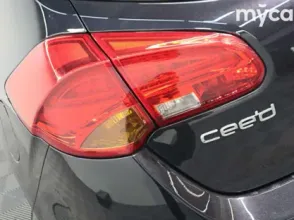 фото Kia Ceed 2014 года с пробегом за 5000000 тенге в undefined - фото 3