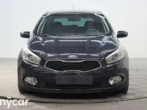 фото Kia Ceed 2014 года с пробегом за 5000000 тенге в undefined - фото 4
