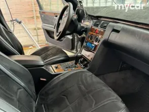 фото Mercedes-Benz E-Класс 1998 года с пробегом за 2700000 тенге в undefined - фото 4
