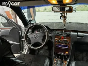 фото Mercedes-Benz E-Класс 1998 года с пробегом за 2700000 тенге в undefined - фото 3