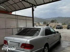 фото Mercedes-Benz E-Класс 1998 года с пробегом за 2700000 тенге в undefined - фото 2