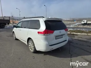 фото Toyota Sienna 2012 года с пробегом за 13900000 тенге в undefined - фото 2
