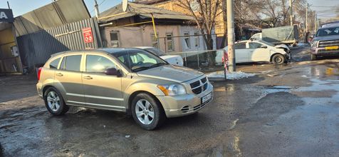 фото Dodge Caliber 2010 года с пробегом за 3800000 тенге в undefined - фото 2
