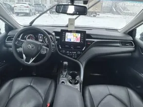 фото Toyota Camry 2021 года с пробегом за 13500000 тенге в undefined - фото 2