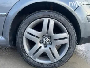 фото Volkswagen Jetta 2004 года с пробегом за 2500000 тенге в undefined - фото 4