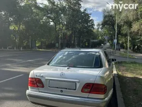 фото Mercedes-Benz E-Класс 1997 года с пробегом за 4500000 тенге в undefined - фото 2