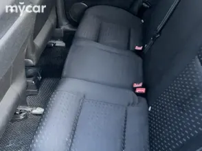 фото Volkswagen Jetta 2004 года с пробегом за 2500000 тенге в undefined - фото 2