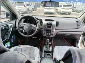 фото Kia Cerato 2012 года с пробегом за 4300000 тенге в undefined - фото 4