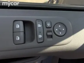 фото Hyundai Staria 2023 года с пробегом за 23000000 тенге в undefined - фото 2